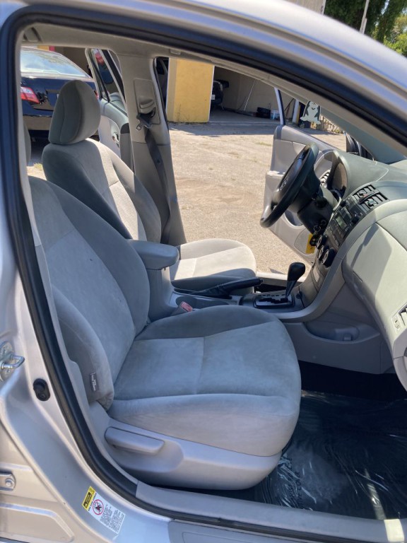 2009 Toyota Corolla Image 18