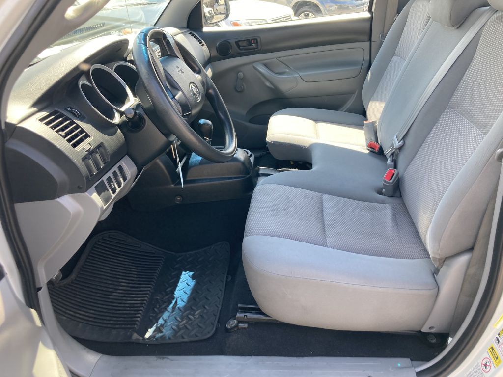2014 Toyota Tacoma Image 12