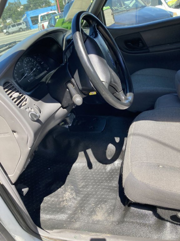 2001 Ford Ranger Image 30