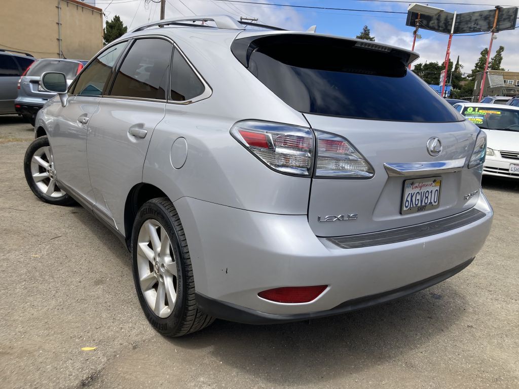 2010 Lexus RX Image 13