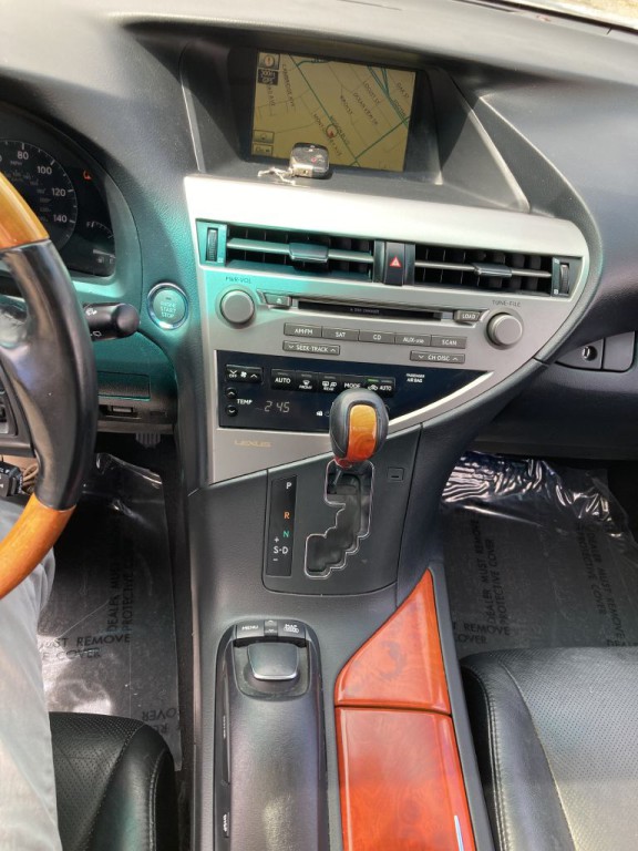 2010 Lexus RX Image 27
