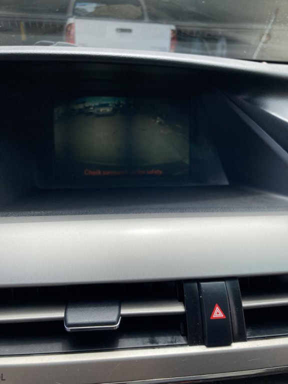 2010 Lexus RX Image 31