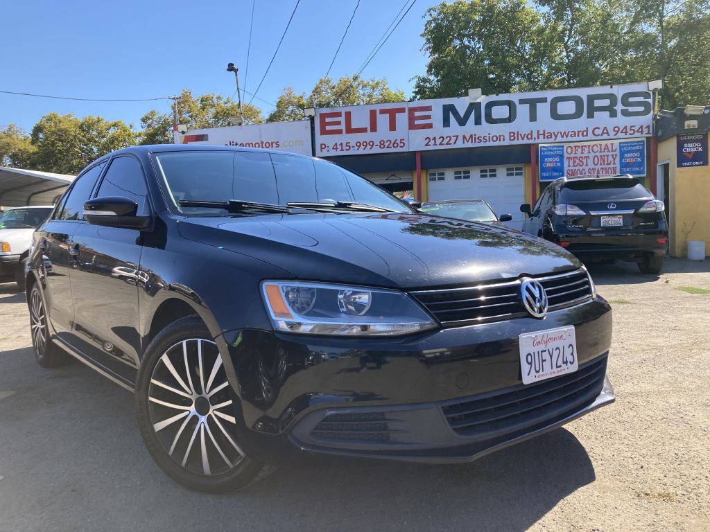 2011 Volkswagen Jetta Image 1