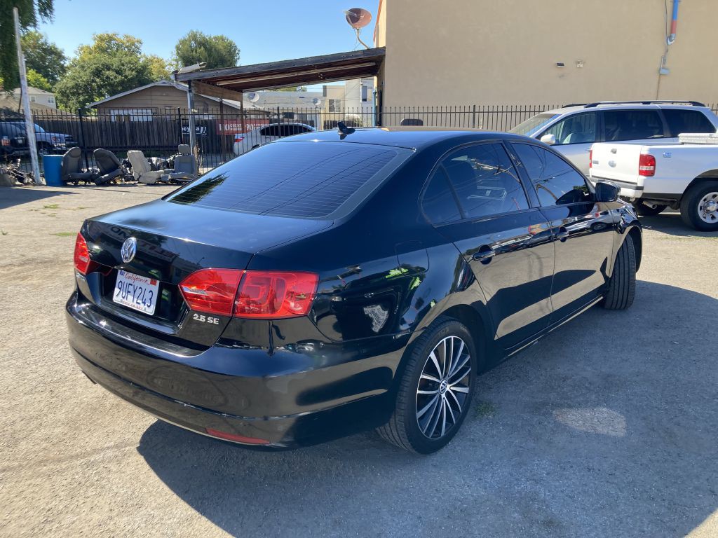 2011 Volkswagen Jetta Image 5