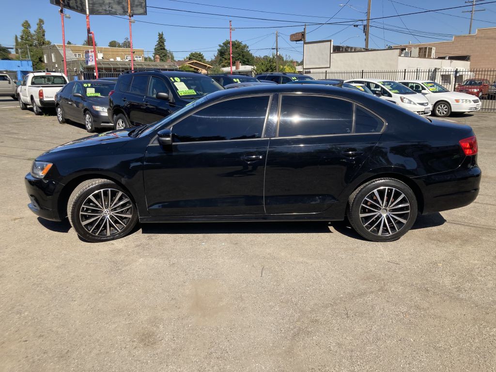 2011 Volkswagen Jetta Image 8