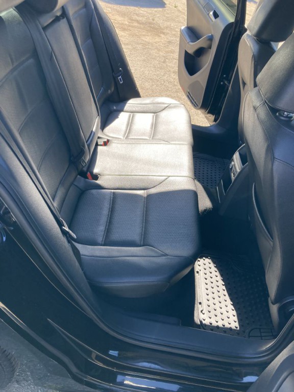 2011 Volkswagen Jetta Image 15