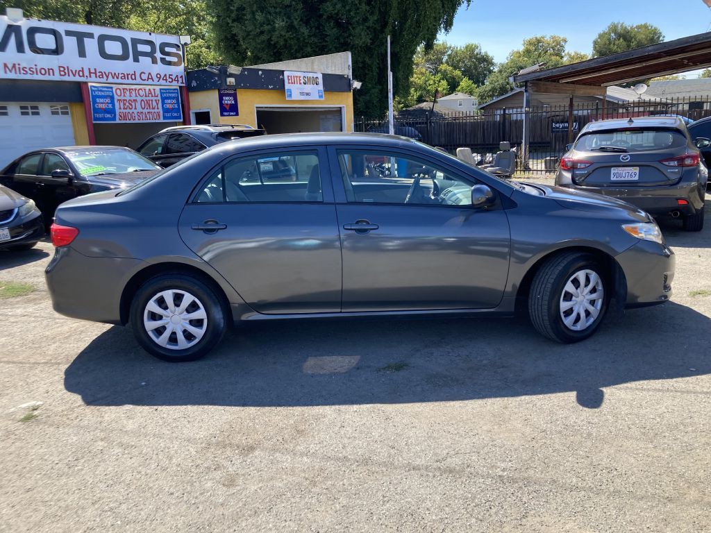 2010 Toyota Corolla Image 4