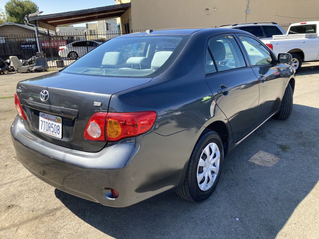 2010 Toyota Corolla Image 5