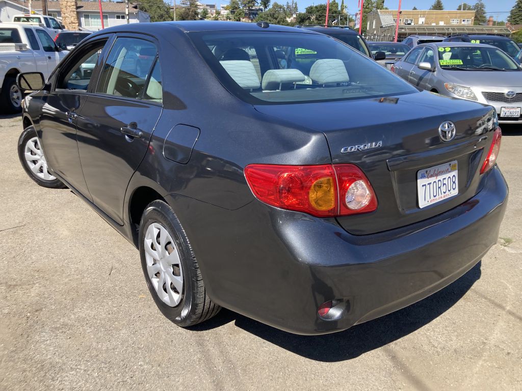 2010 Toyota Corolla Image 7