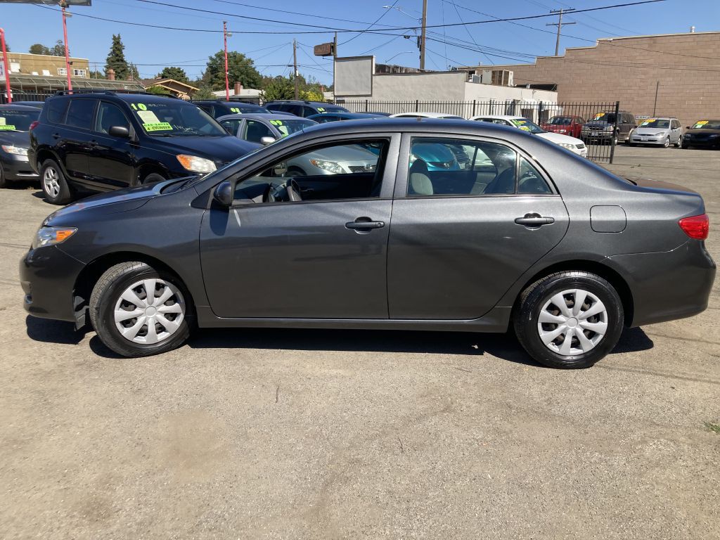 2010 Toyota Corolla Image 8
