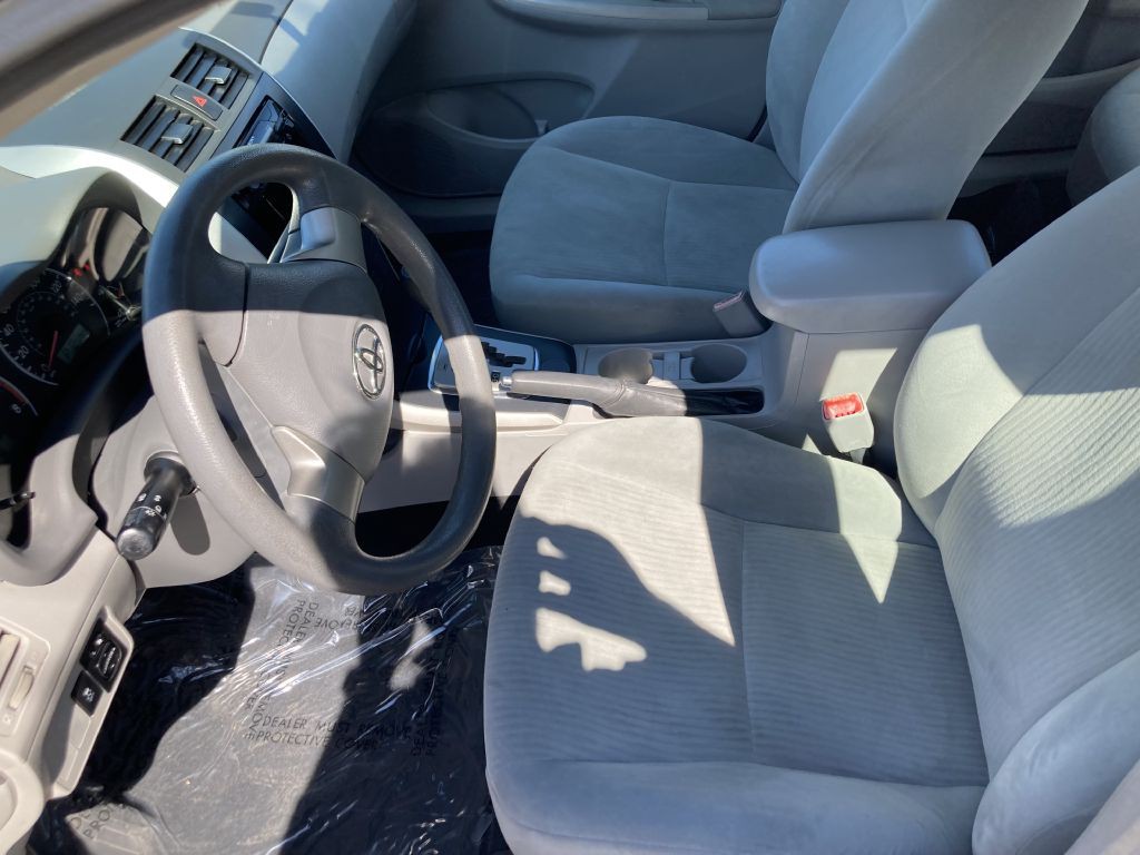2010 Toyota Corolla Image 17
