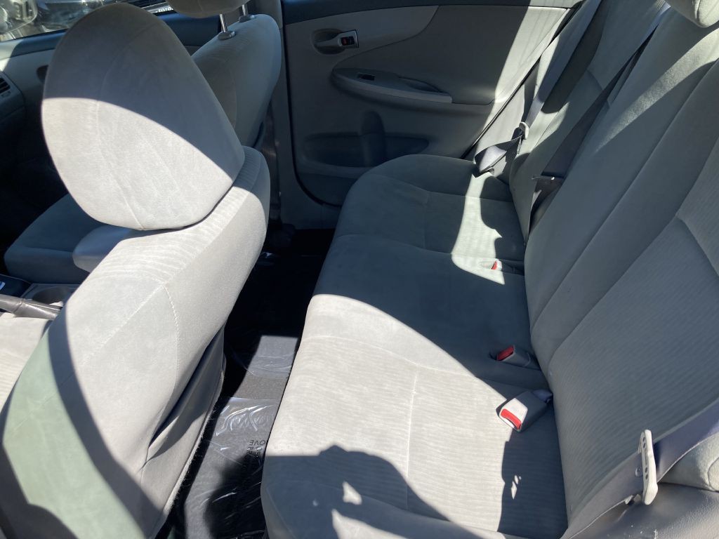 2010 Toyota Corolla Image 18