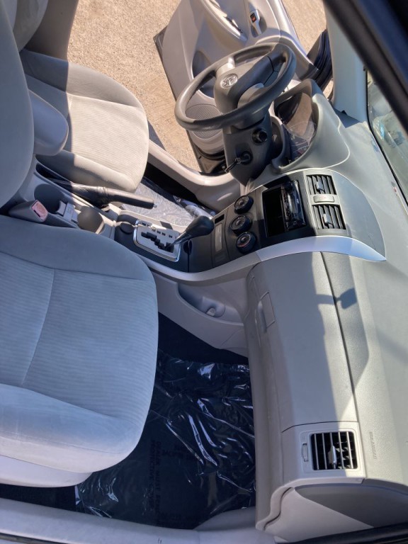 2010 Toyota Corolla Image 23