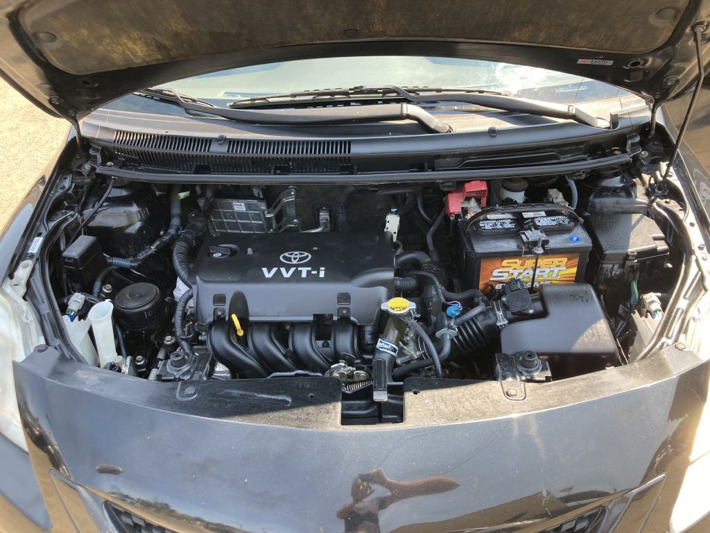 2010 Toyota Yaris Image 20