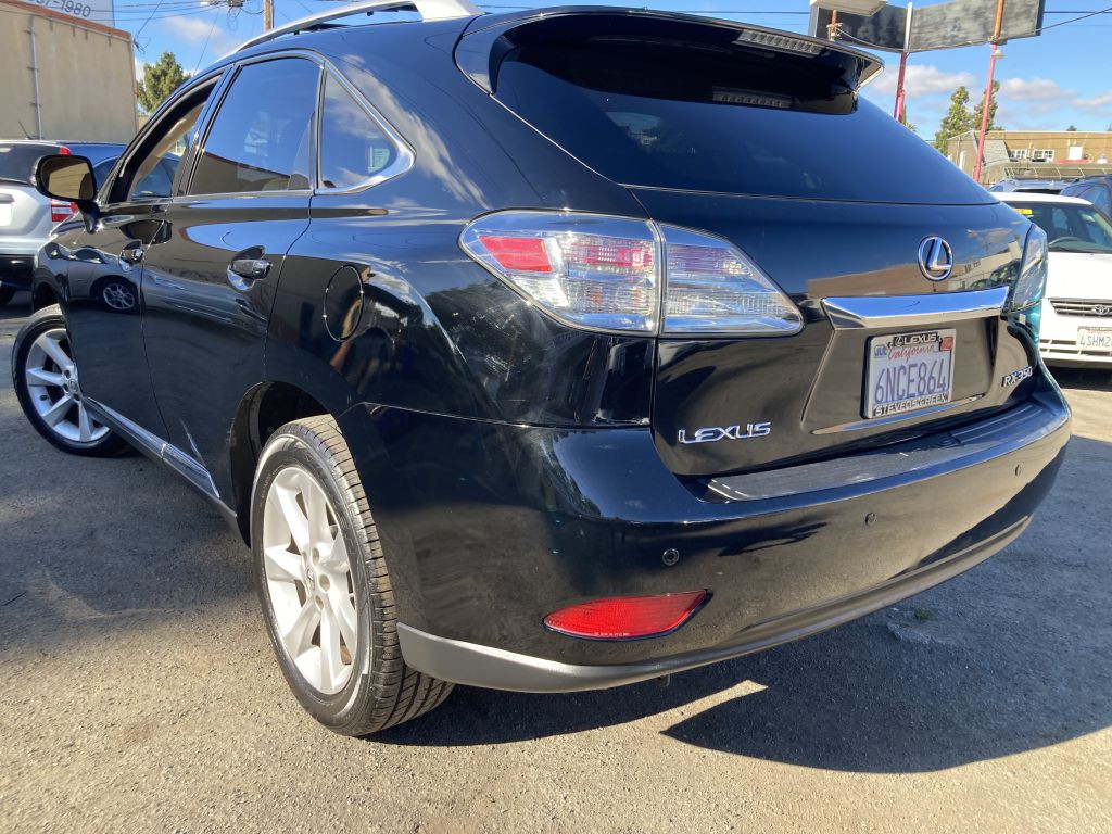 2010 Lexus RX Image 11