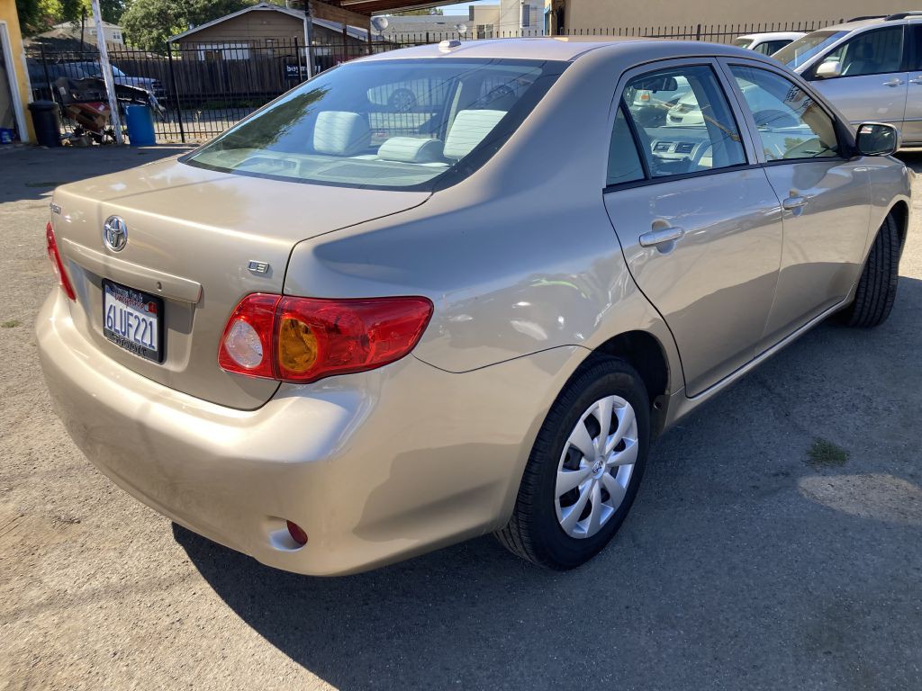 2010 Toyota Corolla Image 6