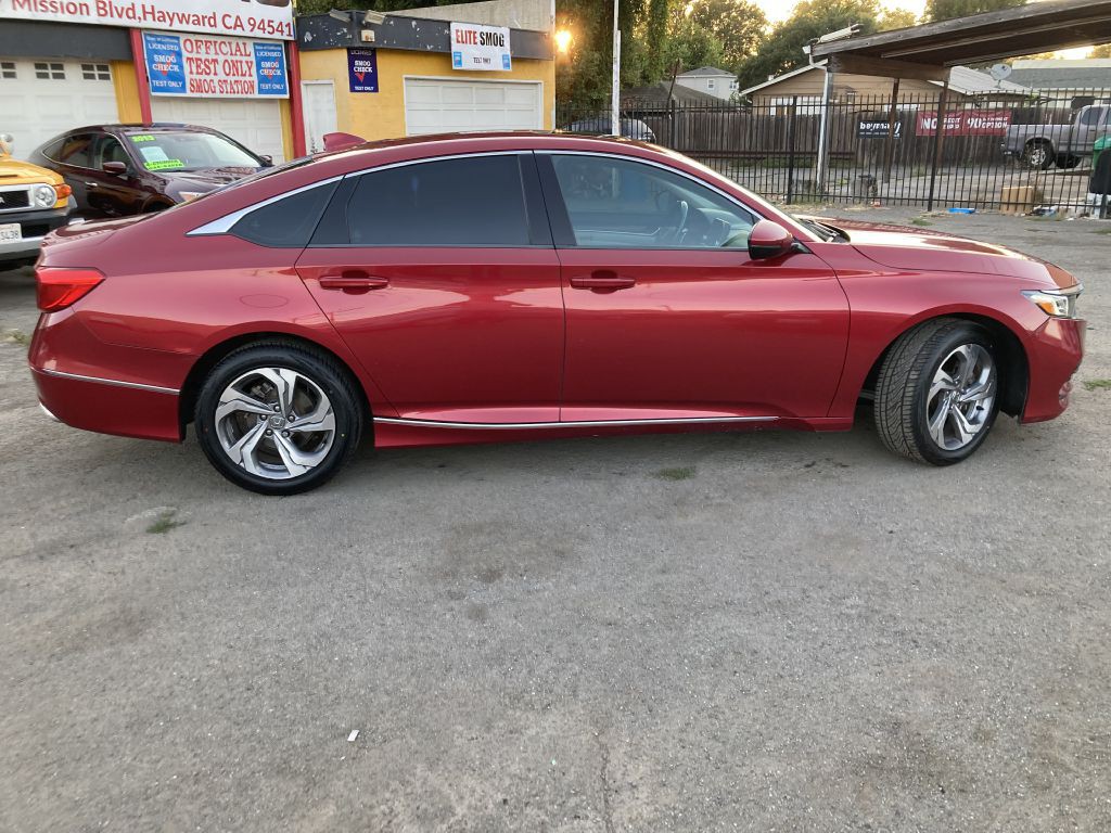 2018 Honda Accord Image 4