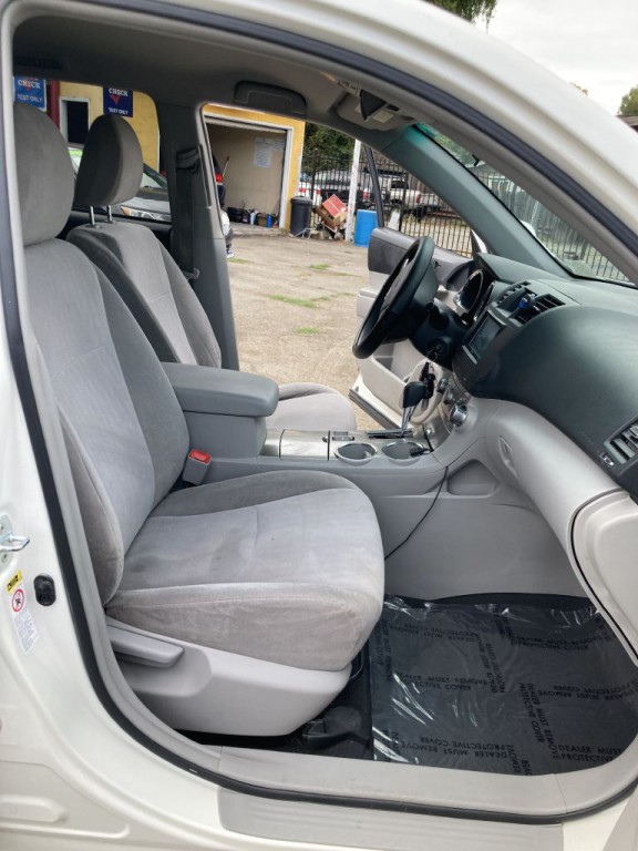 2012 Toyota Highlander Image 18