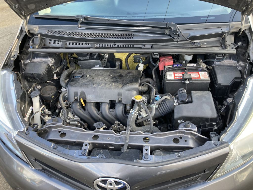 2013 Toyota Yaris Image 19