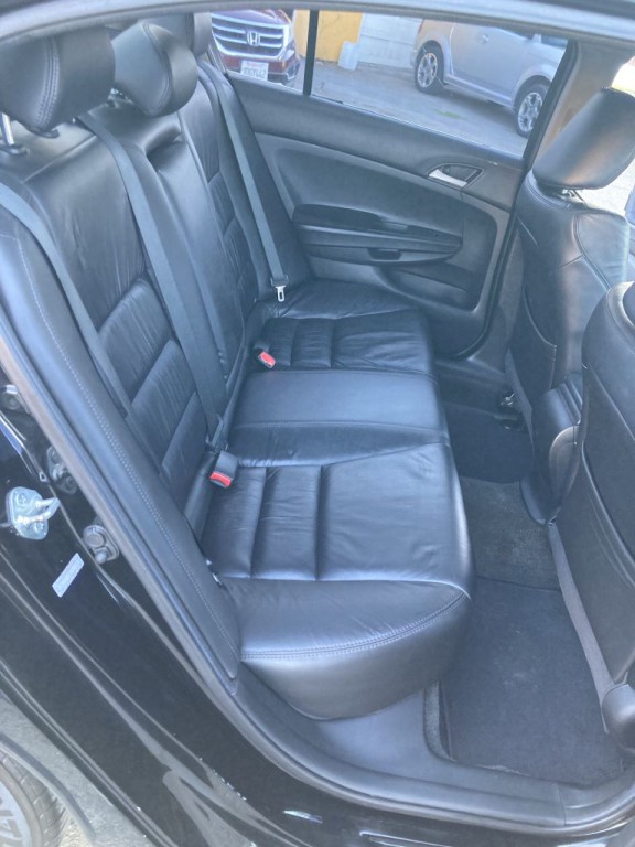 2012 Honda Accord Image 17