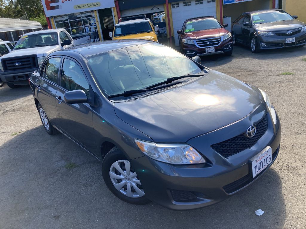 2010 Toyota Corolla Image 3