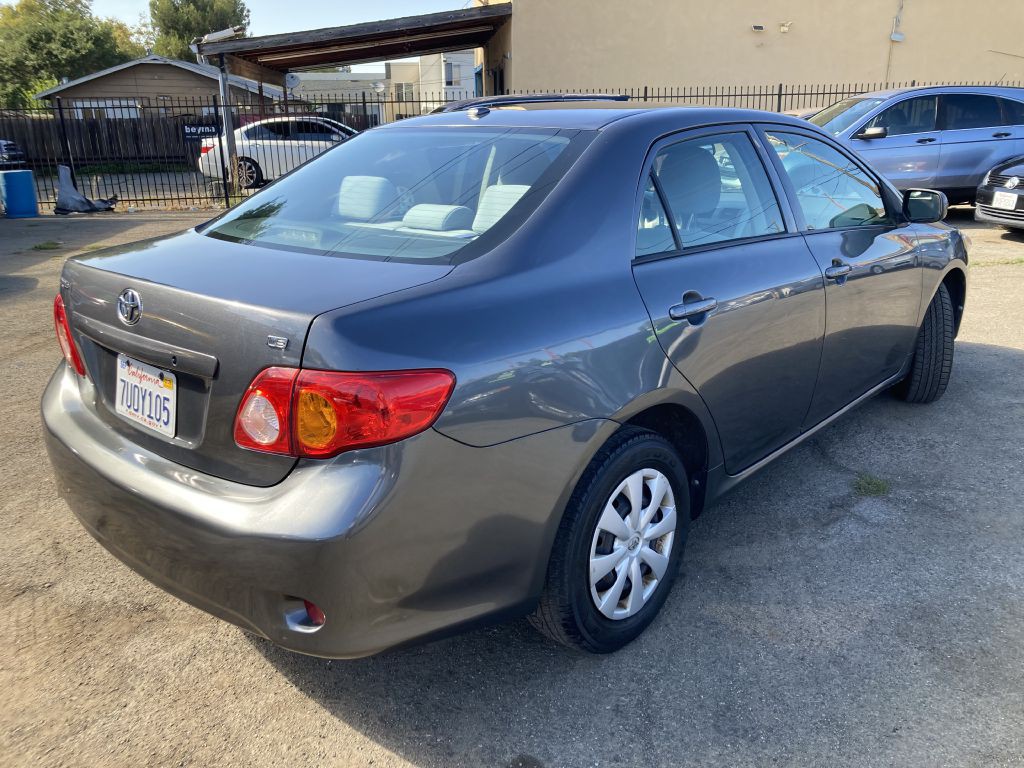 2010 Toyota Corolla Image 5