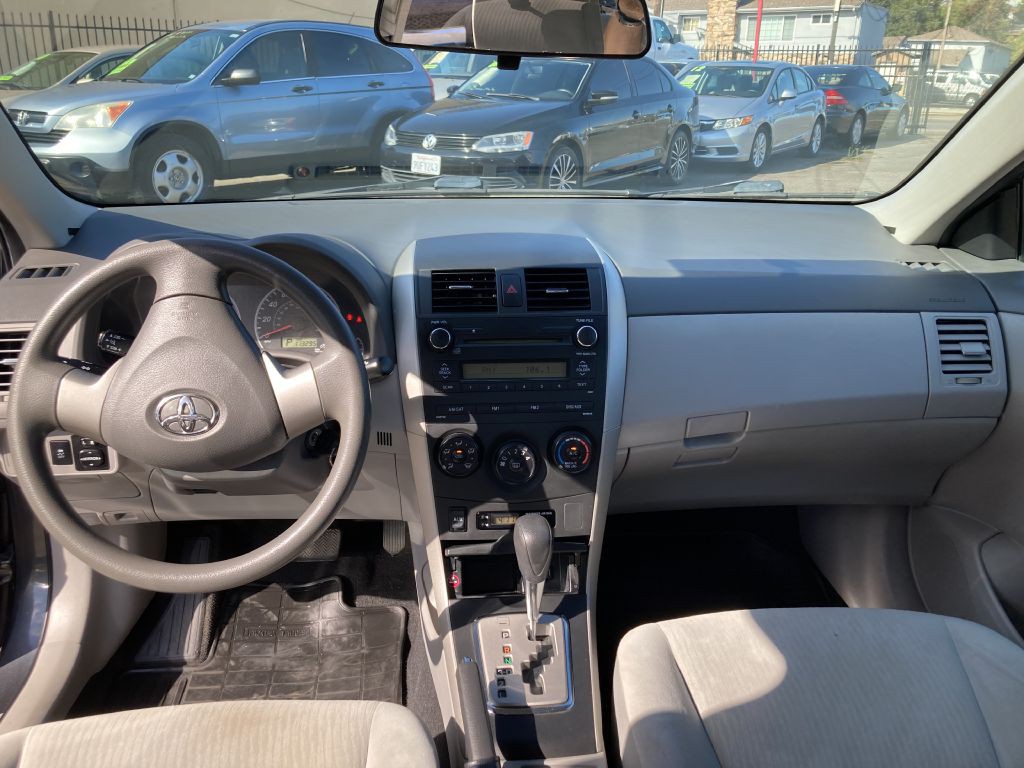 2010 Toyota Corolla Image 15