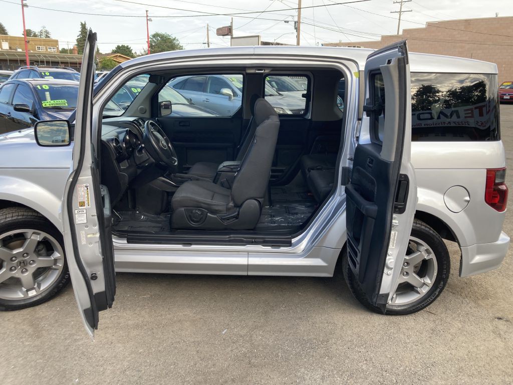 2007 Honda Element Image 16