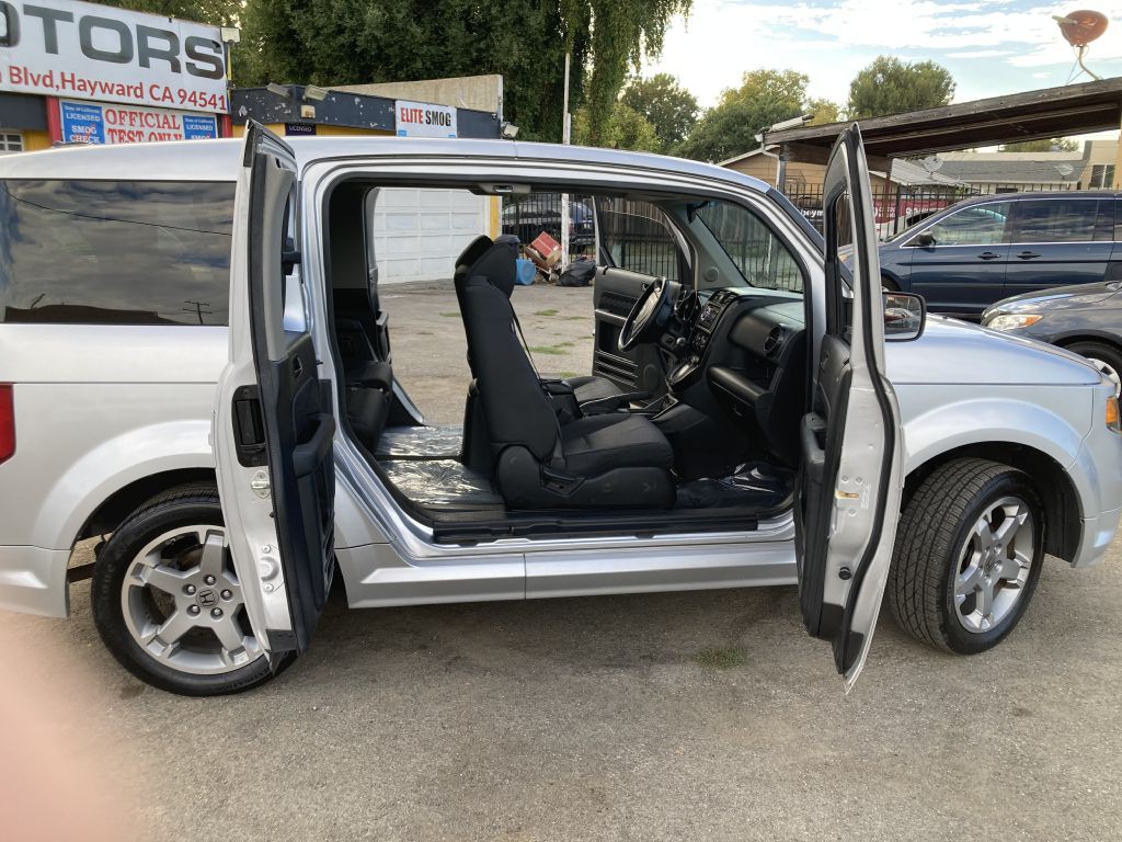 2007 Honda Element Image 24