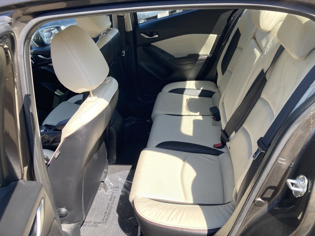 2015 Mazda Mazda3 Image 14