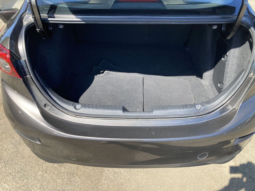 2015 Mazda Mazda3 Image 16