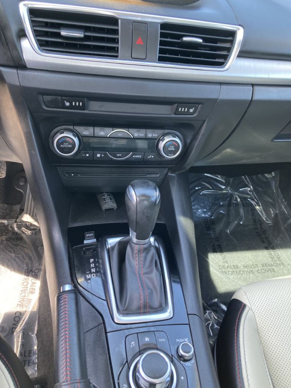2015 Mazda Mazda3 Image 21