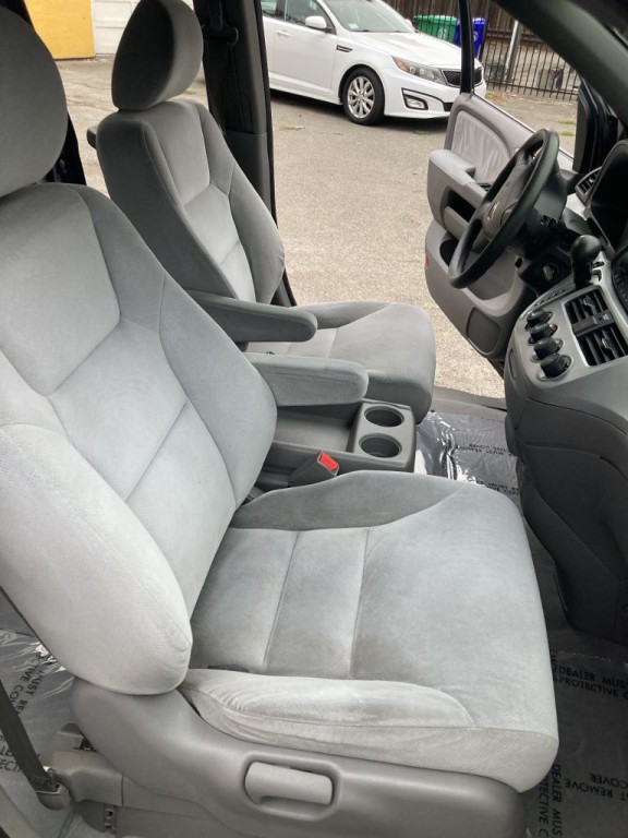 2010 Honda Odyssey Image 19