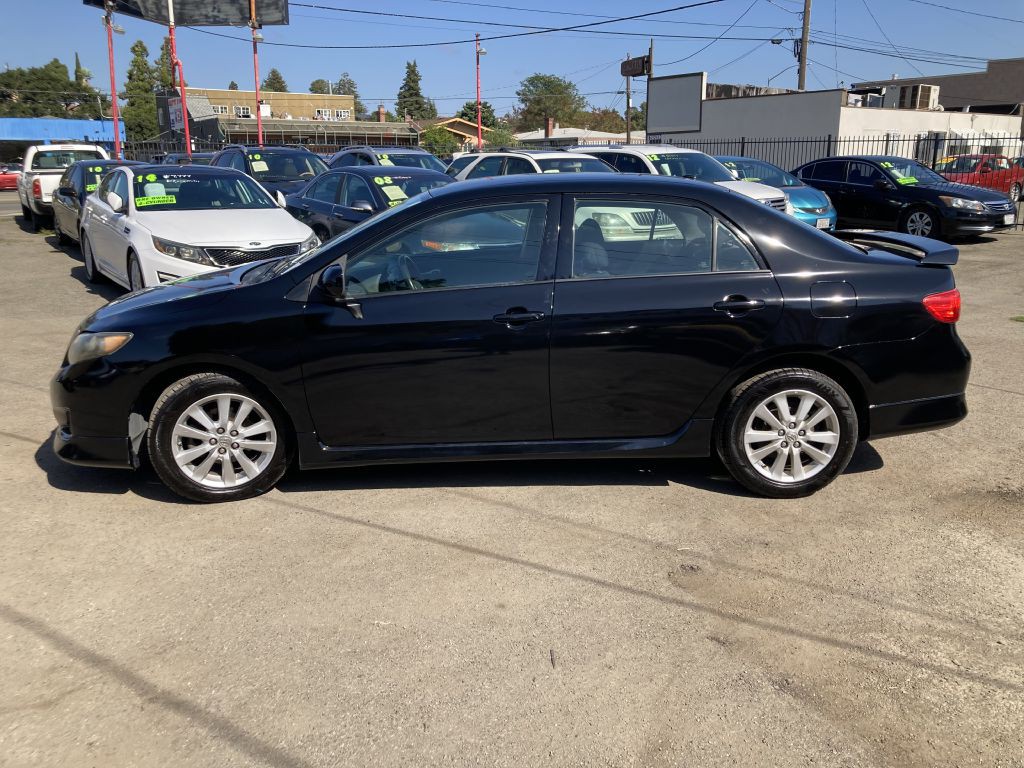 2010 Toyota Corolla Image 8
