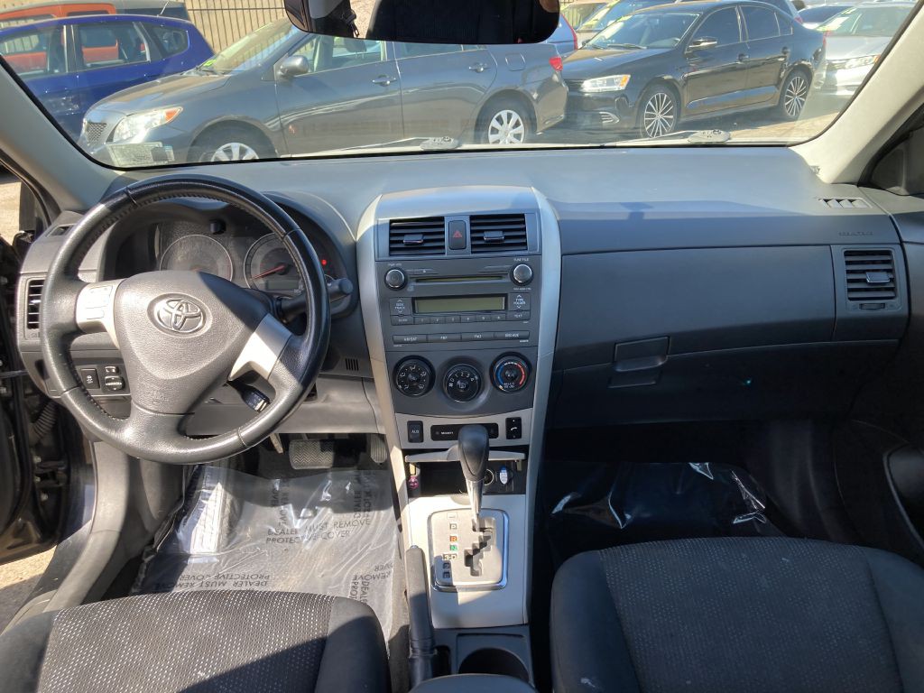 2010 Toyota Corolla Image 16