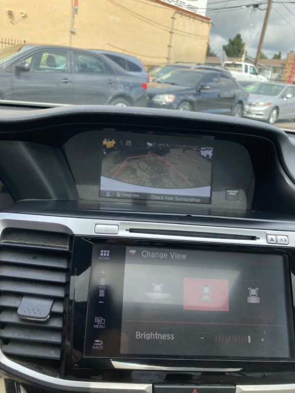 2017 Honda Accord Image 22