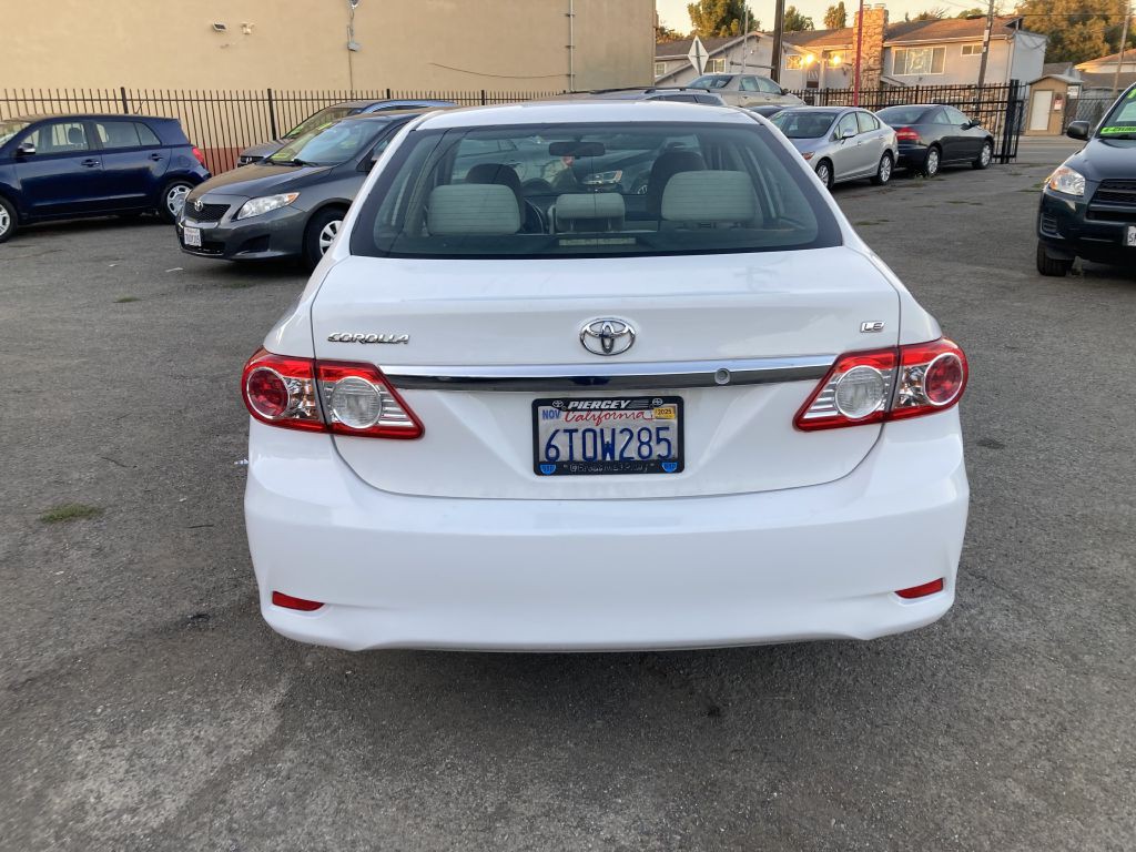 2011 Toyota Corolla Image 6