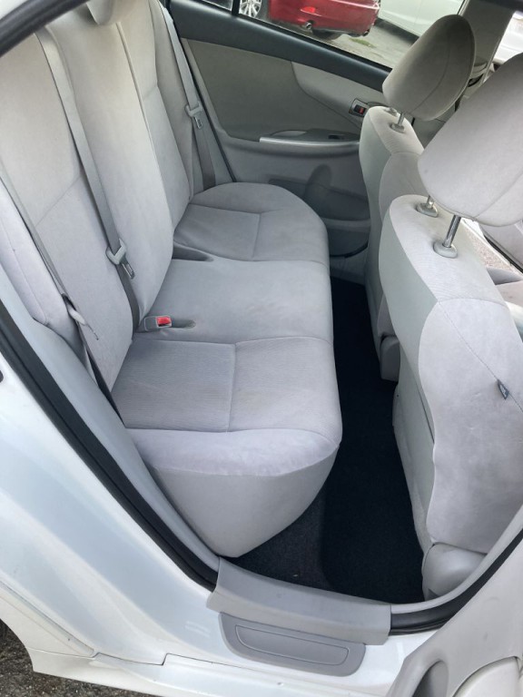 2011 Toyota Corolla Image 16