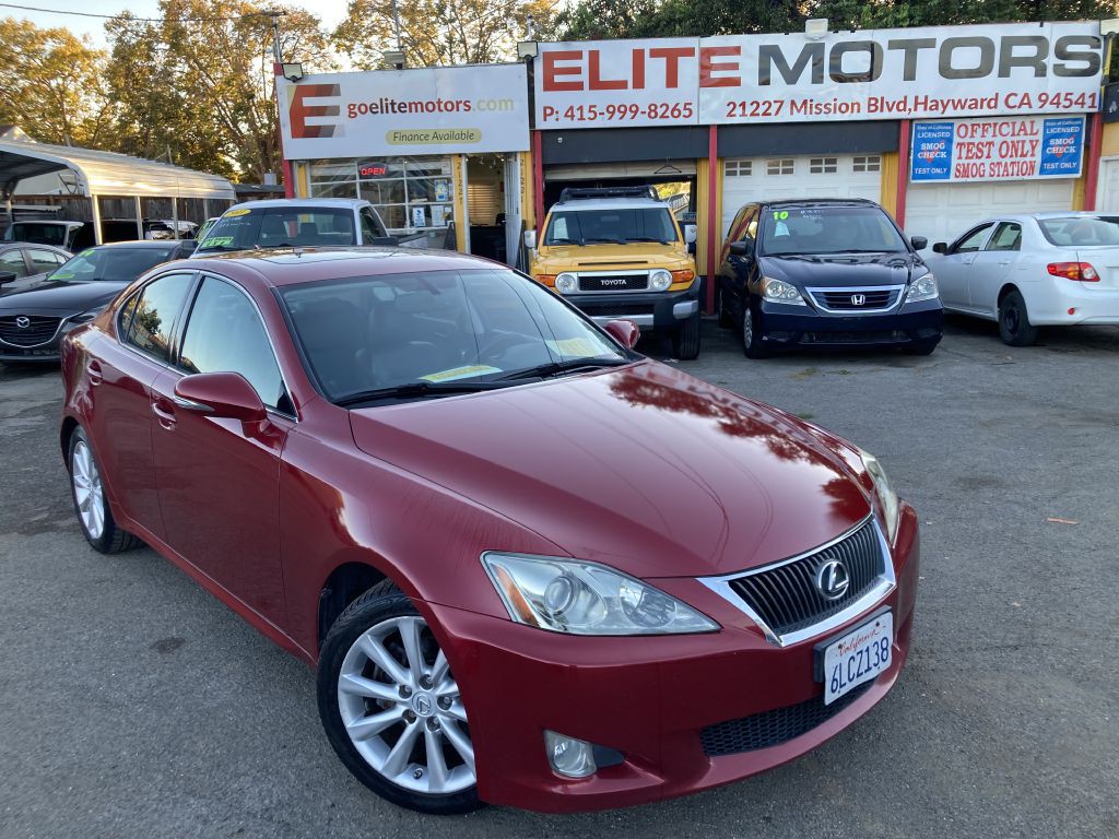 2010 Lexus IS Image 2