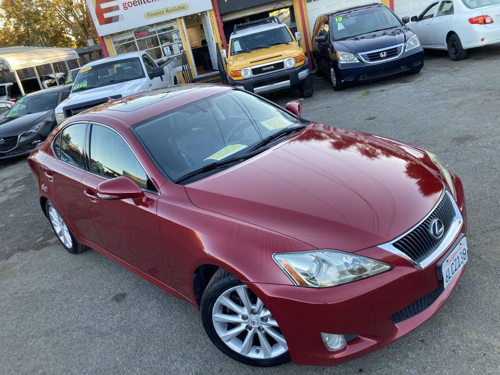 2010 Lexus IS Image 3