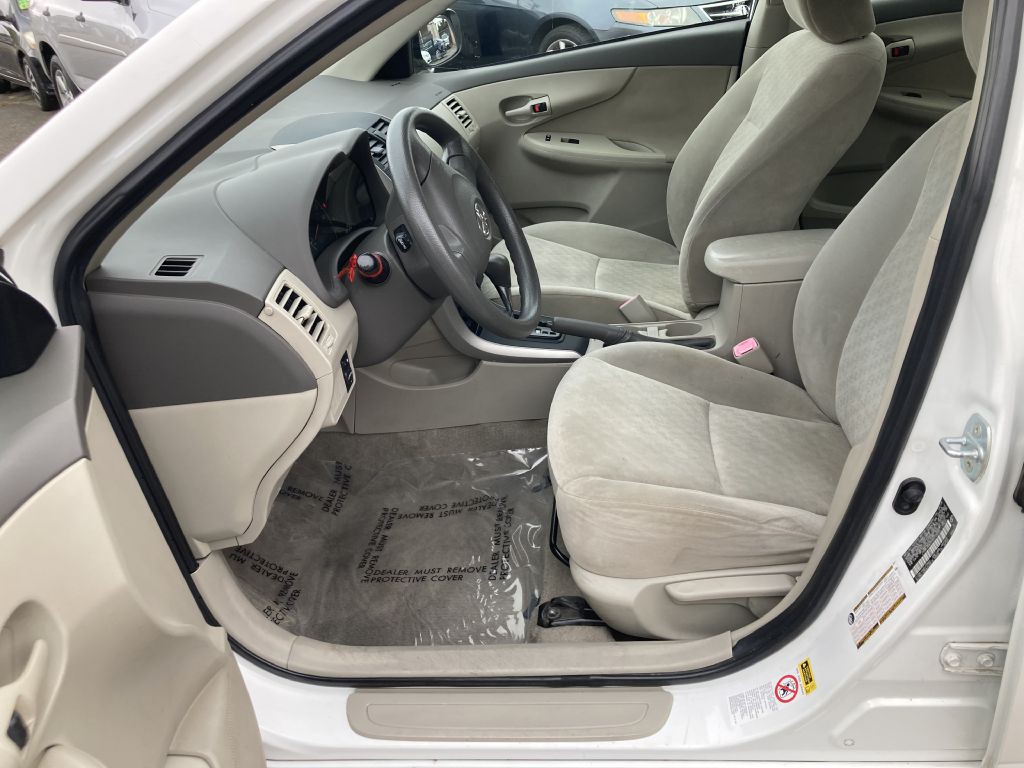 2009 Toyota Corolla Image 12