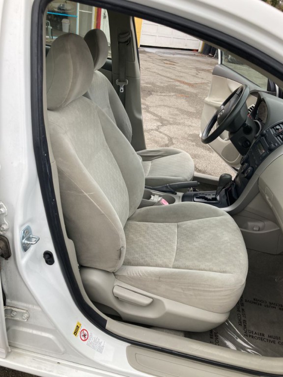 2009 Toyota Corolla Image 17