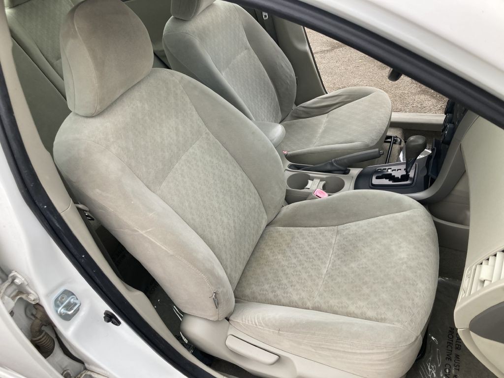 2009 Toyota Corolla Image 18