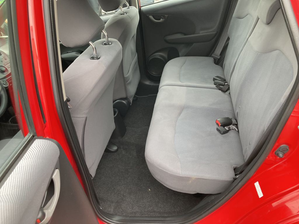 2012 Honda Fit Image 17