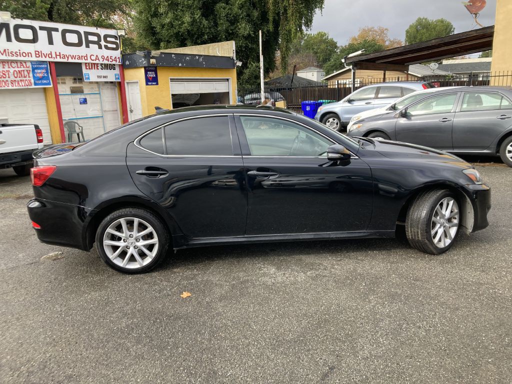 2012 Lexus IS Image 4