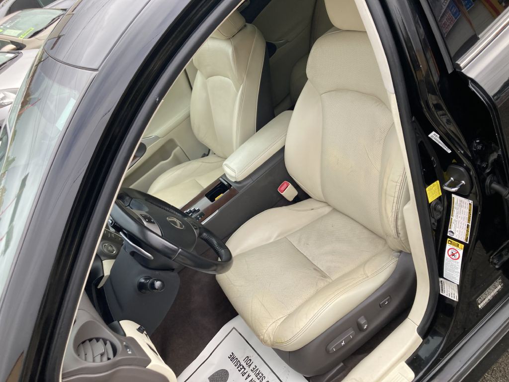 2012 Lexus IS Image 15