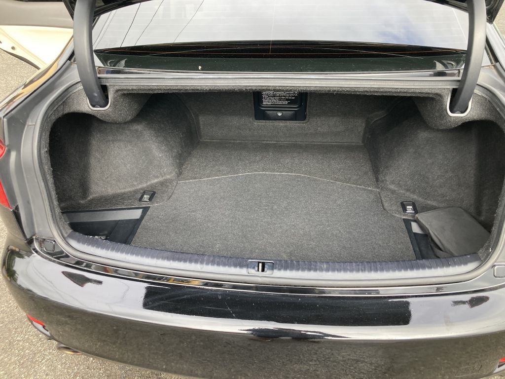 2012 Lexus IS Image 20