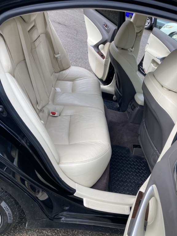 2012 Lexus IS Image 21