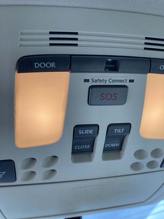 2012 Lexus IS Image 28