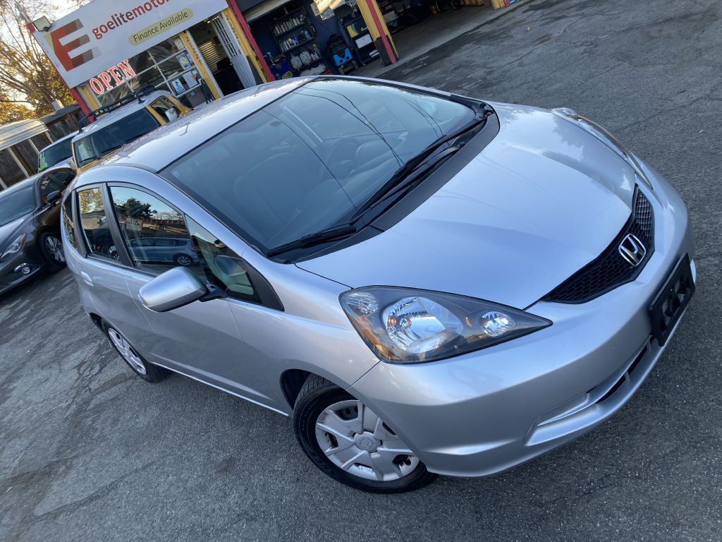 2013 Honda Fit Image 4